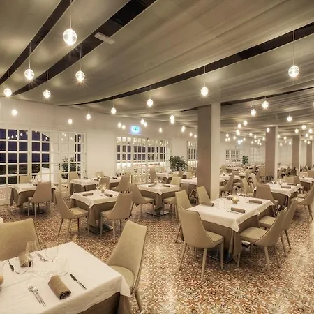 Hotel Grand Riviera - Cdshotels