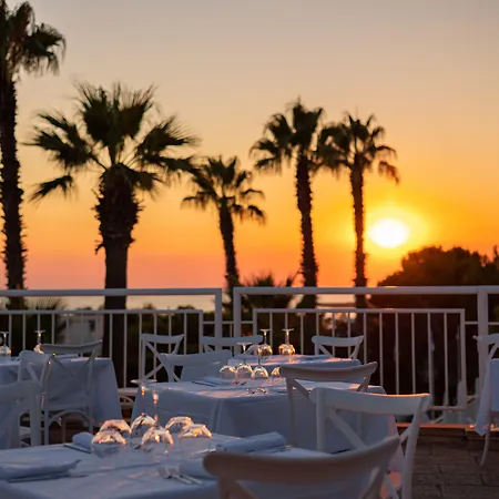 Grand Riviera - Cdshotels Szálloda 4*